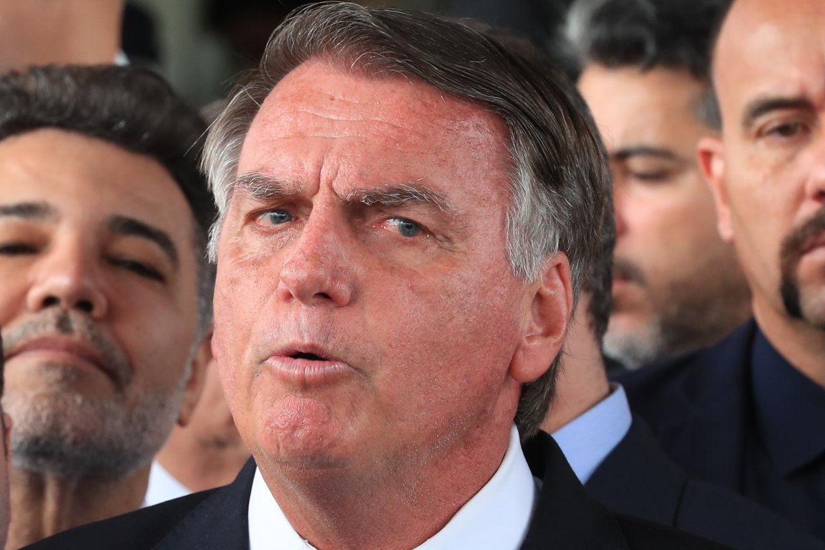 MP do DF investiga Bolsonaro por suposto crime contra a honra de Lula