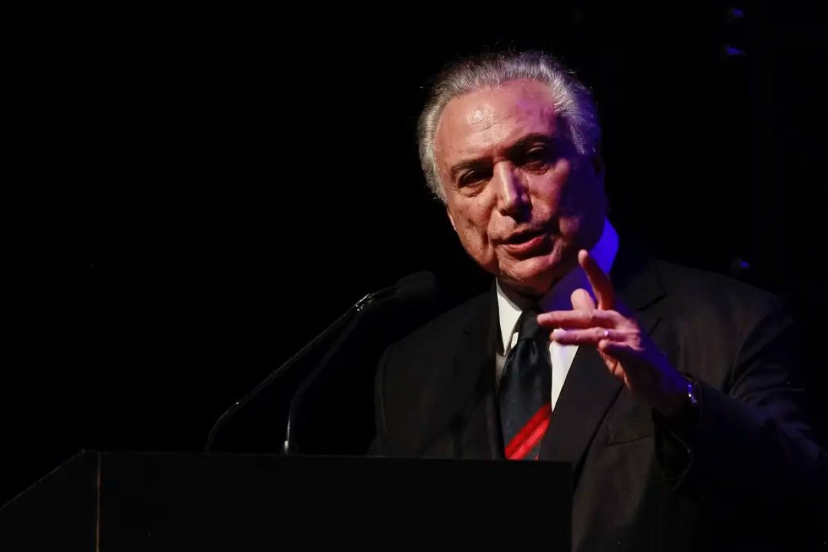 Michel Temer defende diálogo entre STF e Congresso sobre fim do foro privilegiado