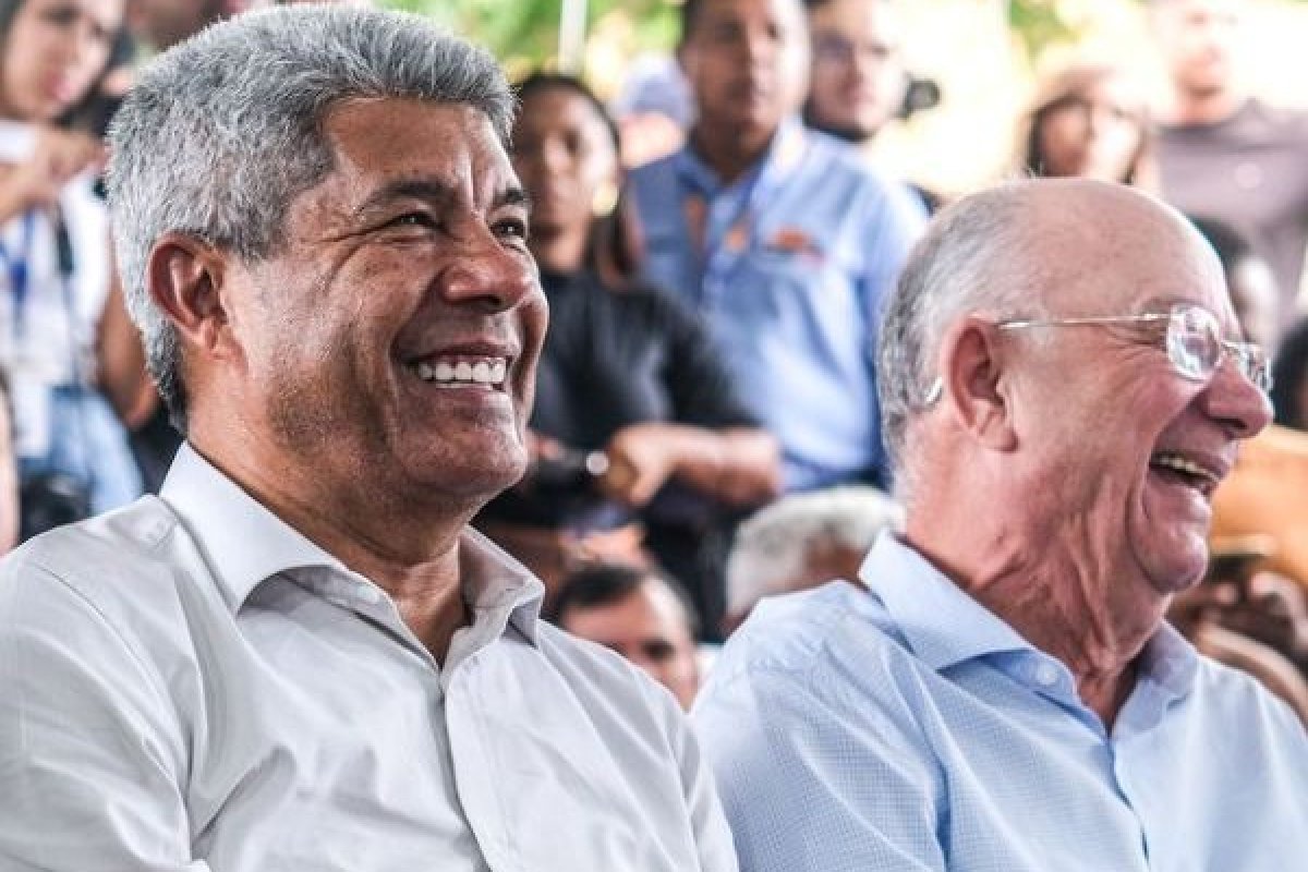Jerônimo e Zé Ronaldo lado a lado em evento aumenta rumores de aproximação política
