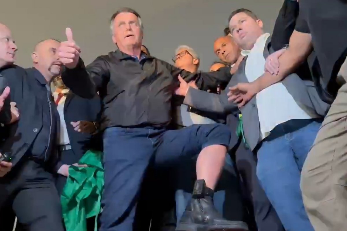 Moraes vai analisar 20 nomes que pediram para visitar Bolsonaro em prisão domiciliar; veja lista