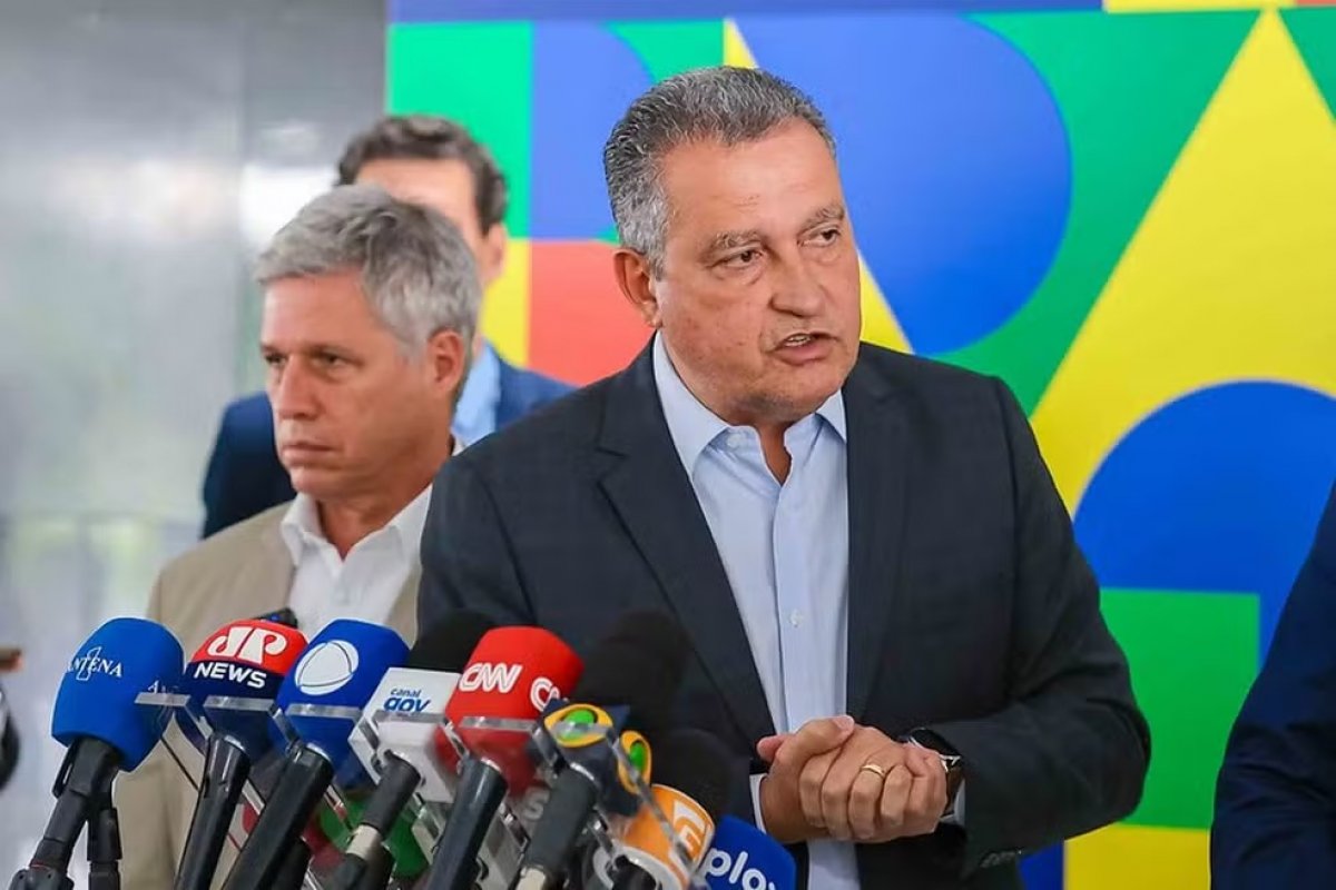 Regulação das big techs: Rui Costa diz que governo enviará projeto 'nos próximos dias'