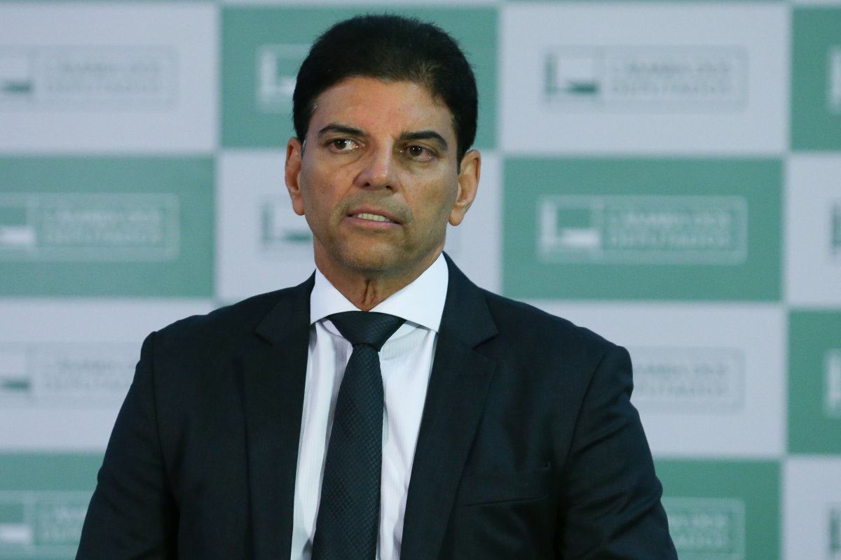 Vídeo: Claudio Cajado se diz disposto a pautar foro privilegiado e anistia a 8/1: "Botando pra votar, nós vamos votar"
