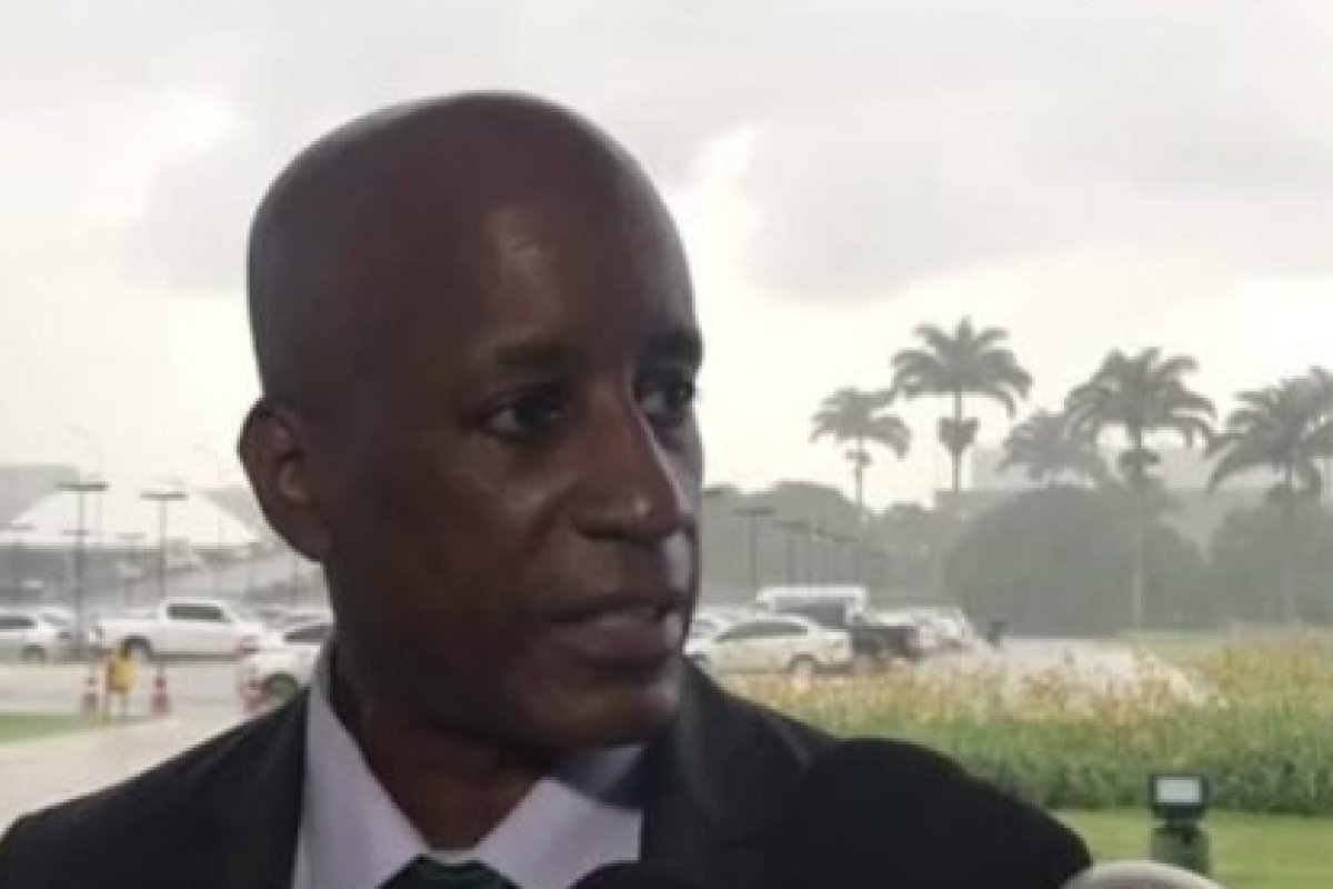 Defensoria recorre ao STJ contra Sérgio Camargo na Fundação Palmares