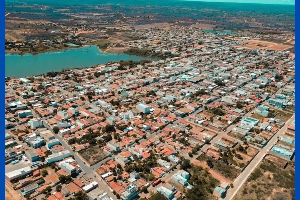 Homem é procurado por esfaquear namorada mais de 10 vezes no sudoeste baiano