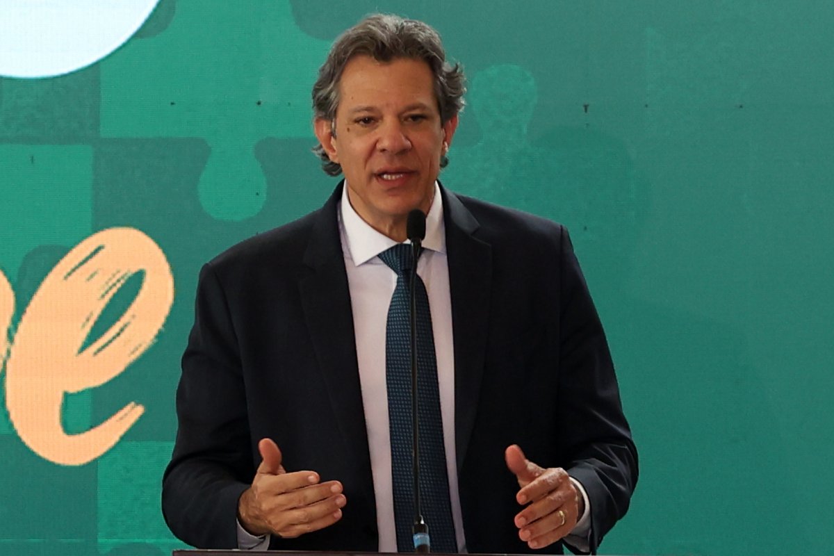 Tarifaço: Haddad diz que Brasil está sendo sancionado por "ser mais democrático"