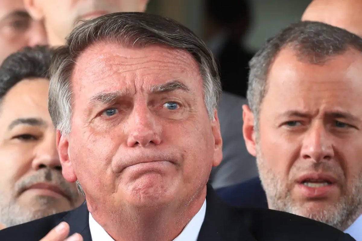 Em alegações finais, defesa de Bolsonaro tenta reduzir pena em até 12 anos no processo de tentativa de golpe de Estado