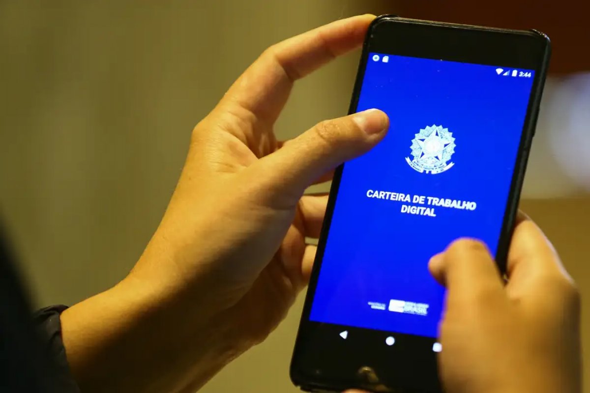 SineBahia oferece vagas de emprego nesta sexta-feira (15)