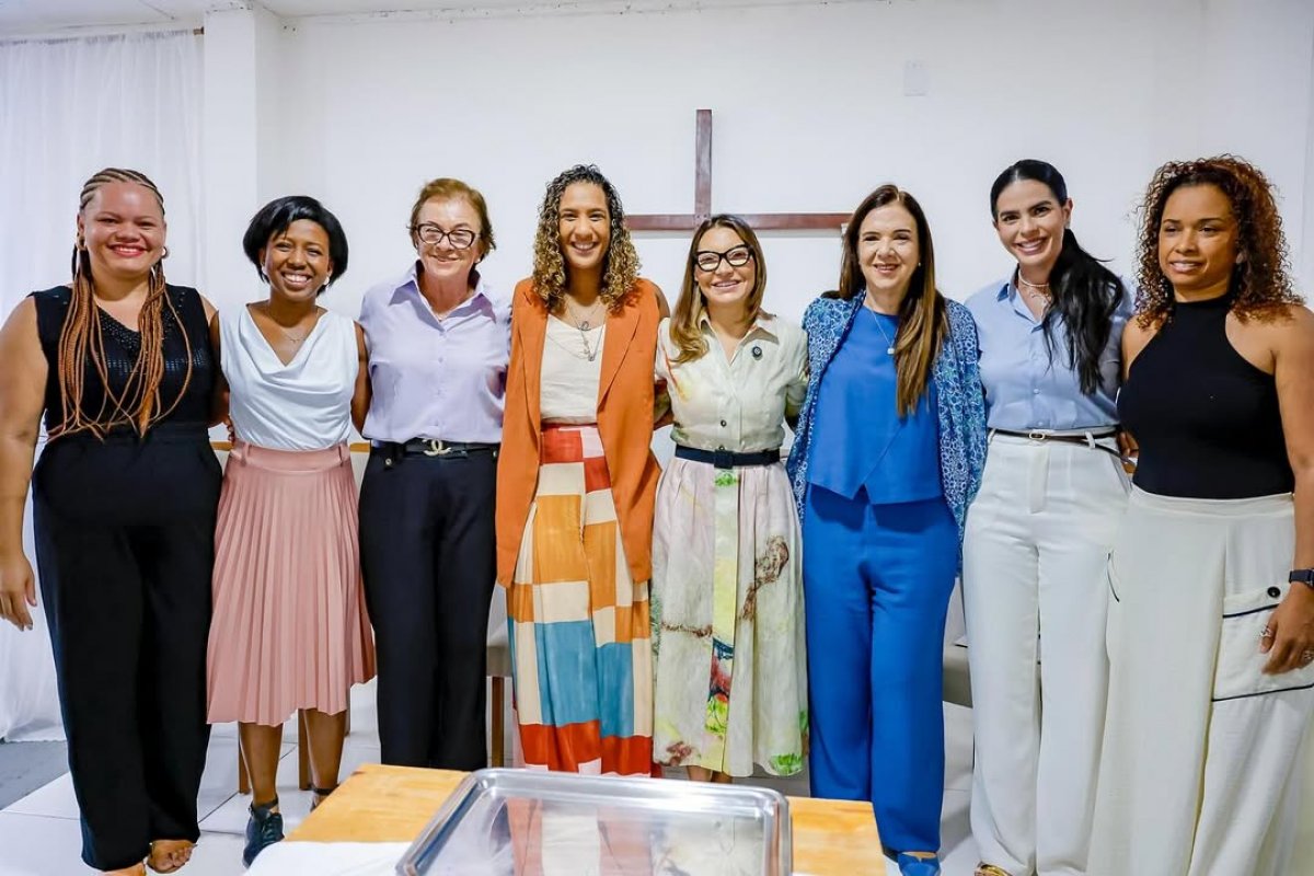 Em estratégia para se aproximar do publico religioso, Janja realiza encontro com lideranças evangélicas em Salvador