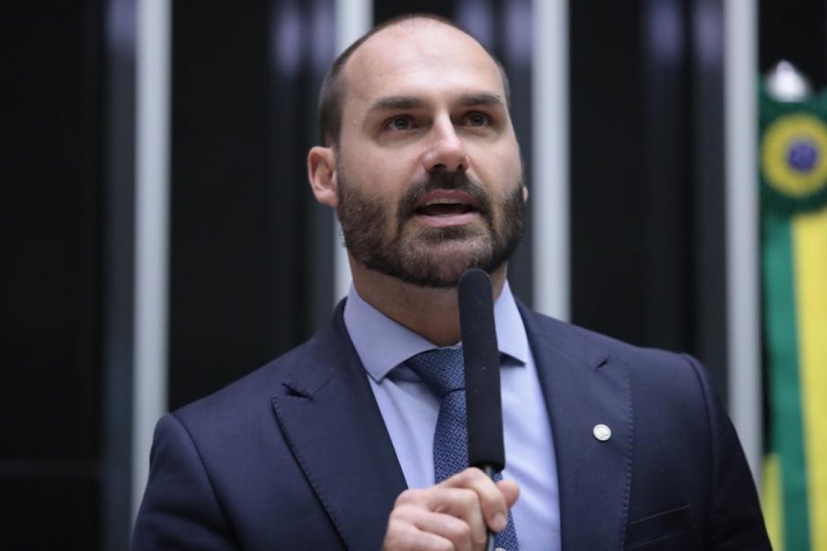 "Não existe um cenário onde o STF saia vitorioso", afirma Eduardo Bolsonaro sobre conflito com os EUA