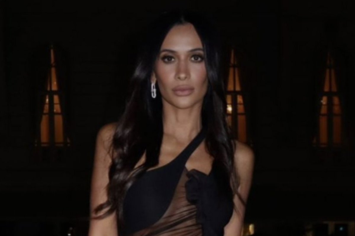 Silvia Braz brilha em festa de Bruna Marquezine com look Nensi Dojaka!