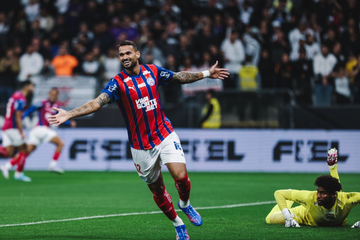 Vídeo: Em jogo eletrizante, Bahia supera o Corinthians fora de casa e se mantém no G-4