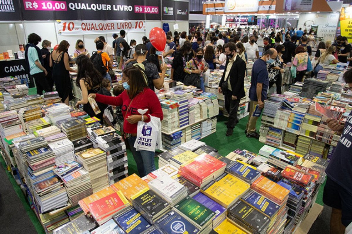 Bienal do Livro Bahia anuncia datas para edição de 2026