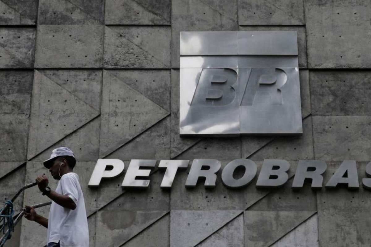 Petrobras registra maior lucro nominal da história
