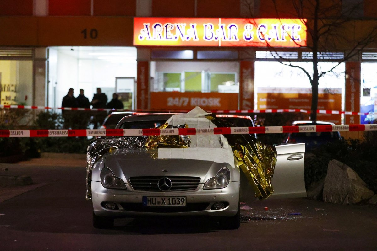 Ação a tiros deixa pelo menos oito mortos na Alemanha