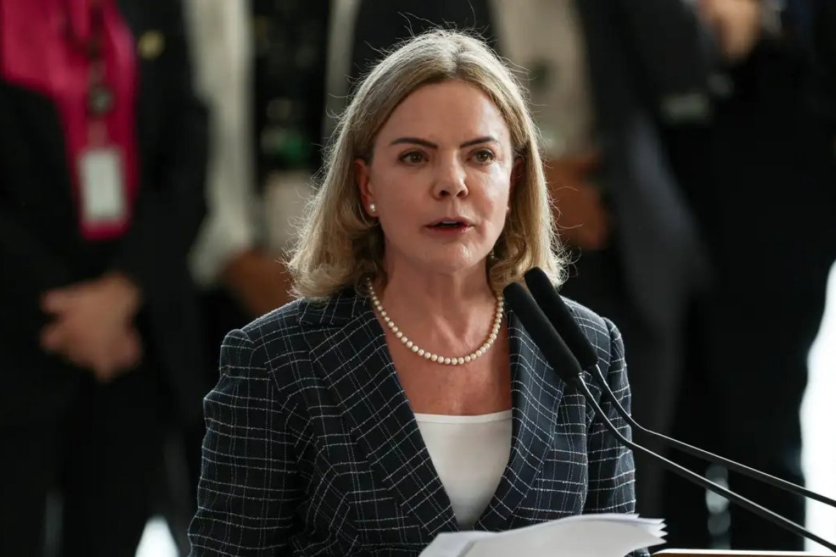 Governo convoca reunião de emergência após perder comando da CPI do INSS 