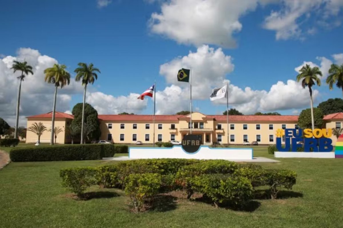 UFRB divulga concurso público com 72 vagas de professor; veja oportunidades