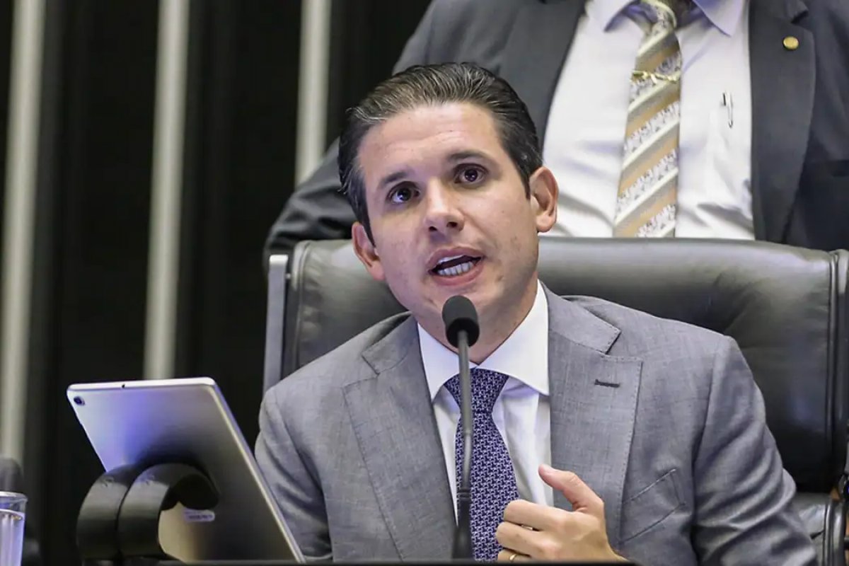 Presidente da Câmara vai pautar urgência da isenção do IR até R$ 5 mil nesta quinta (21)