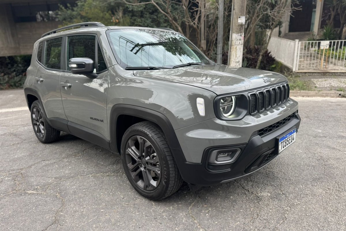 Jeep Renegade 2025 Longitude é "veterano" mas tem suas virtudes