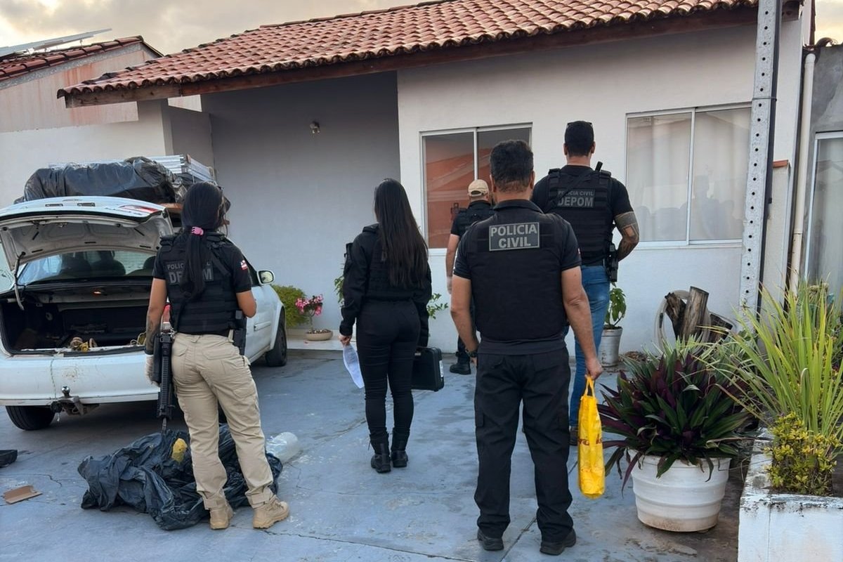 Suspeito de ameaçar vizinhos de condomínio com arma é alvo de operação em Camaçari