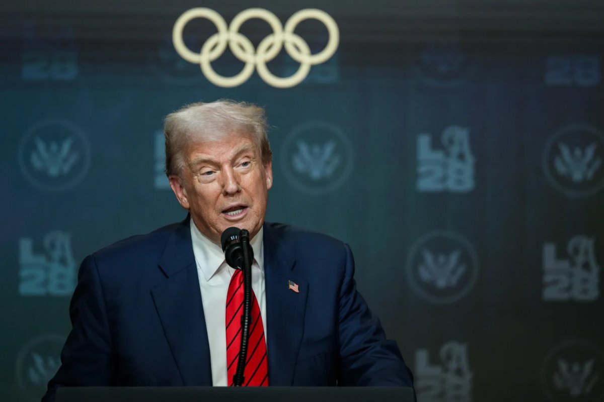 Assessor de Trump debocha lobistas dos EUA e pede liberdade de Bolsonaro