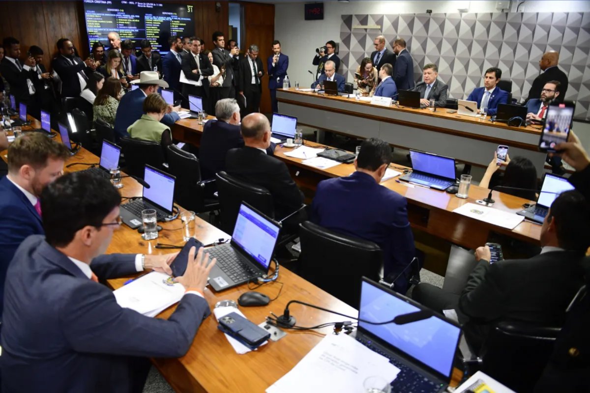 CPMI do INSS: parlamentares apresentam requerimento solicitando depoimento de pessoa morta