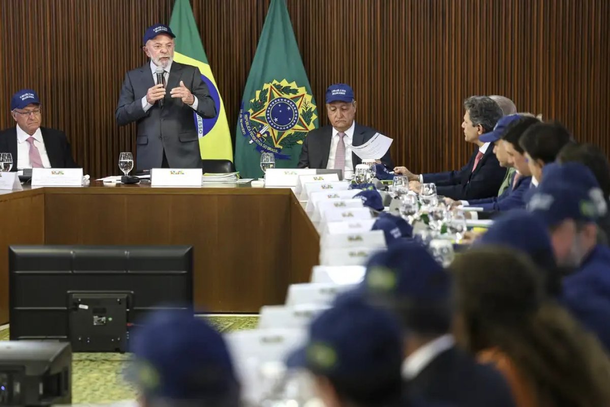 Lula usa mensagem de Getúlio para reforçar discurso nacionalista em meio a tensões com os EUA