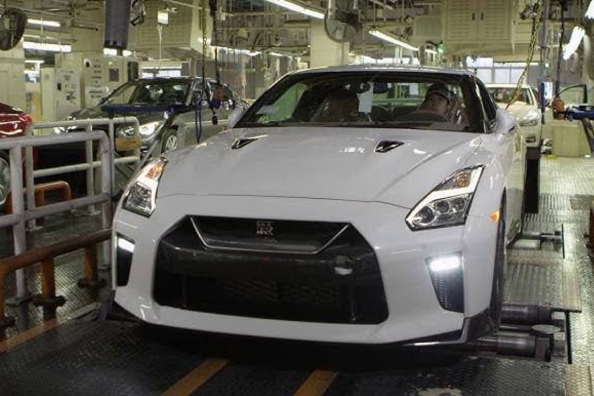 Nissan GT-R sai de linha no Japão após 18 anos 