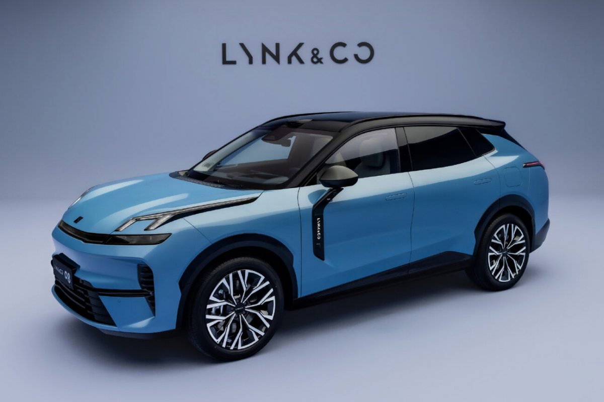Lynk & Co lança sistema semi autônomo em dois modelos na China
