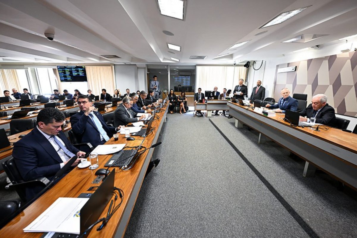 Comissão da Câmara aprova PL que impõe o fim de fiança para crimes relacionados à pedofilia