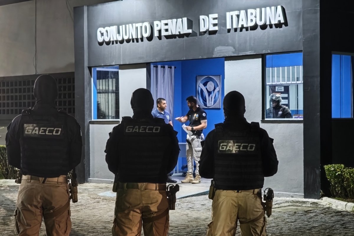 Operação realiza revista geral no Conjunto Penal de Itabuna em combate contra o crime organizado