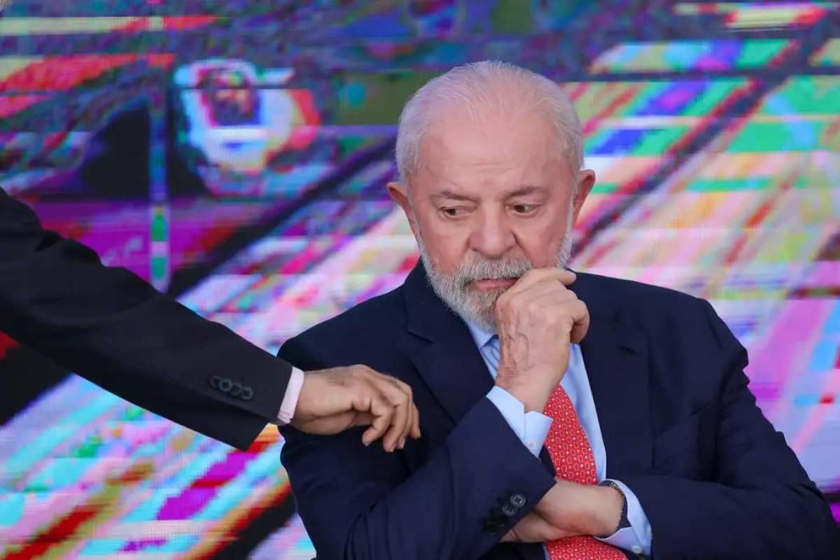AtlasIntel/Bloomberg: desaprovação do governo Lula sobe a 51% e aprovação cai para 47,9%