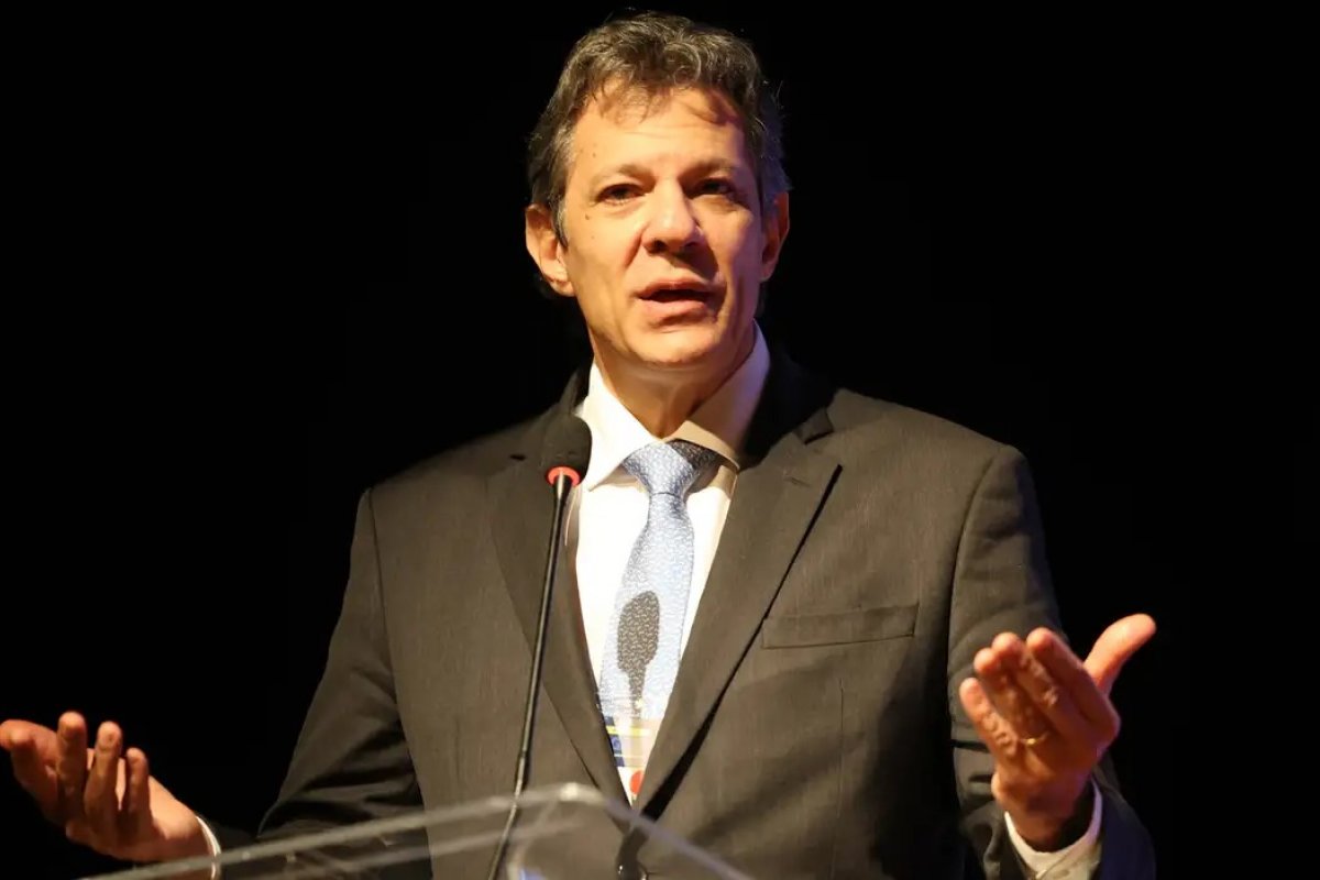 Haddad defende “estrangular financeiramente” o crime organizado após megaoperações da PF e do MP