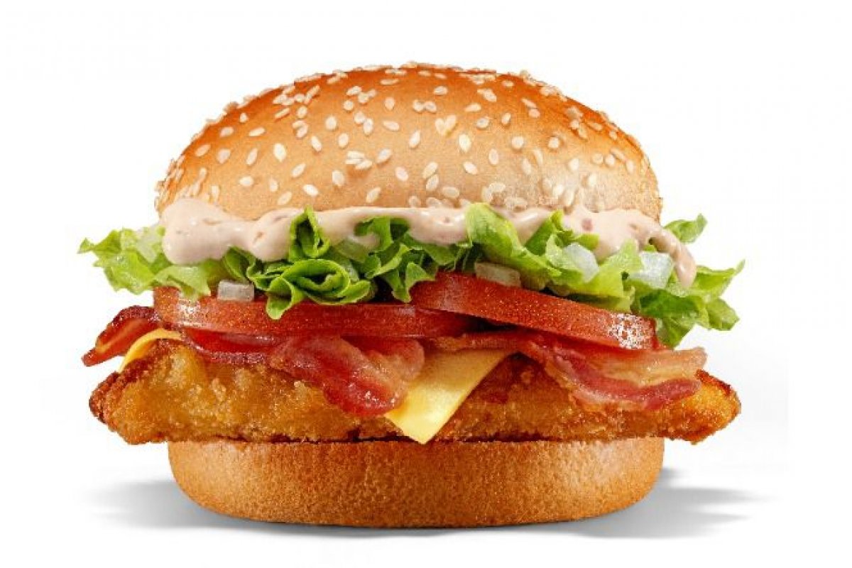 Bob’s celebra ‘Dia do Bacon’ com o Chicken Bacon de Responsa!