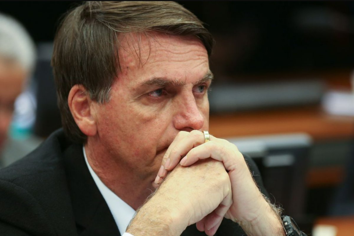 PGR considera risco de fuga, mas descarta necessidade de policiais dentro da residência de Bolsonaro 