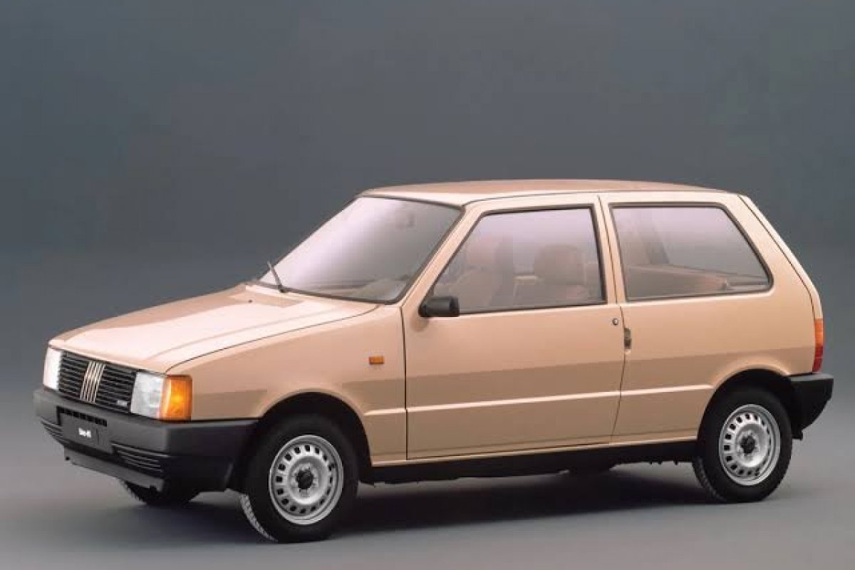 Fiat Uno Mille completa 35 anos: relembre trajetória