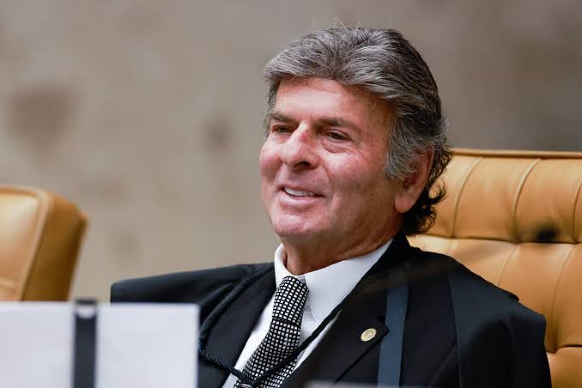 Fux deve consolidar divergência com Moraes ao julgar Bolsonaro, mas chance de pedir vista é baixa