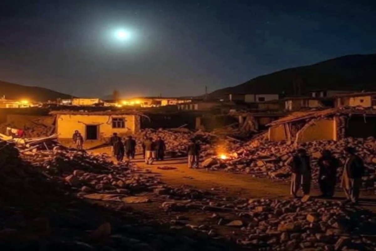 Vídeo: terremoto de magnitude 6,0 no Afeganistão deixa mais de 800 mortos