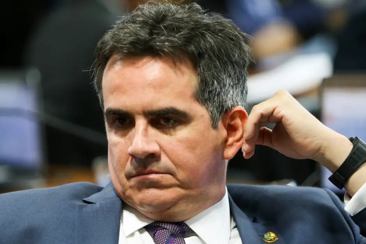 Delator diz à PF que Ciro Nogueira teria recebido dinheiro em espécie do PCC; senador nega e pede apuração imediata
