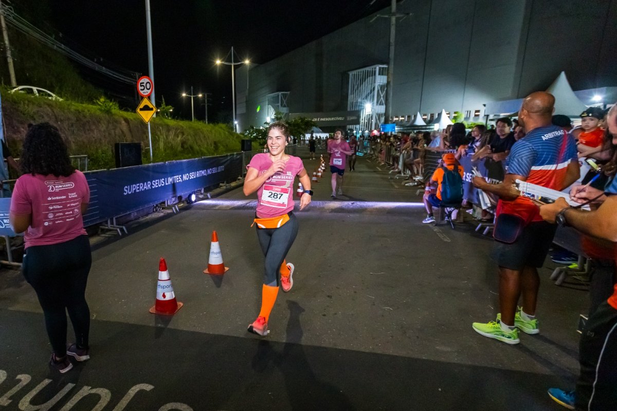 Shopping Paralela recebe corrida noturna!  