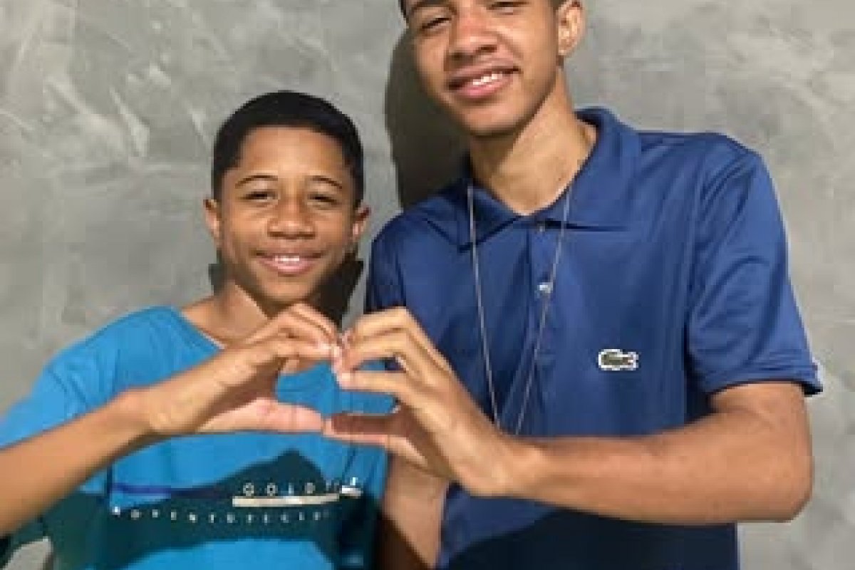 Irmãos cantores de arrocha morrem em acidente na BR- 101