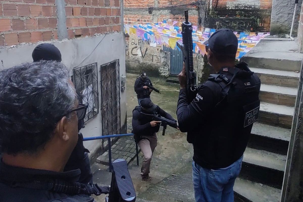 Polícia Civil prende motorista de aplicativo investigado por homicídio e tráfico em Salvador