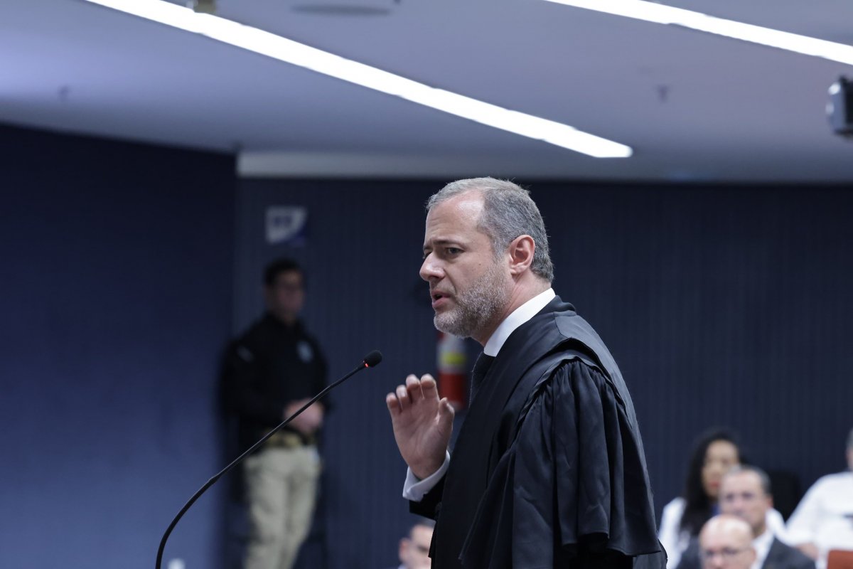 Vídeo: 'Se julgamento for estritamente jurídico, não há por quê condenar', diz defesa de Bolsonaro sobre julgamento do STF