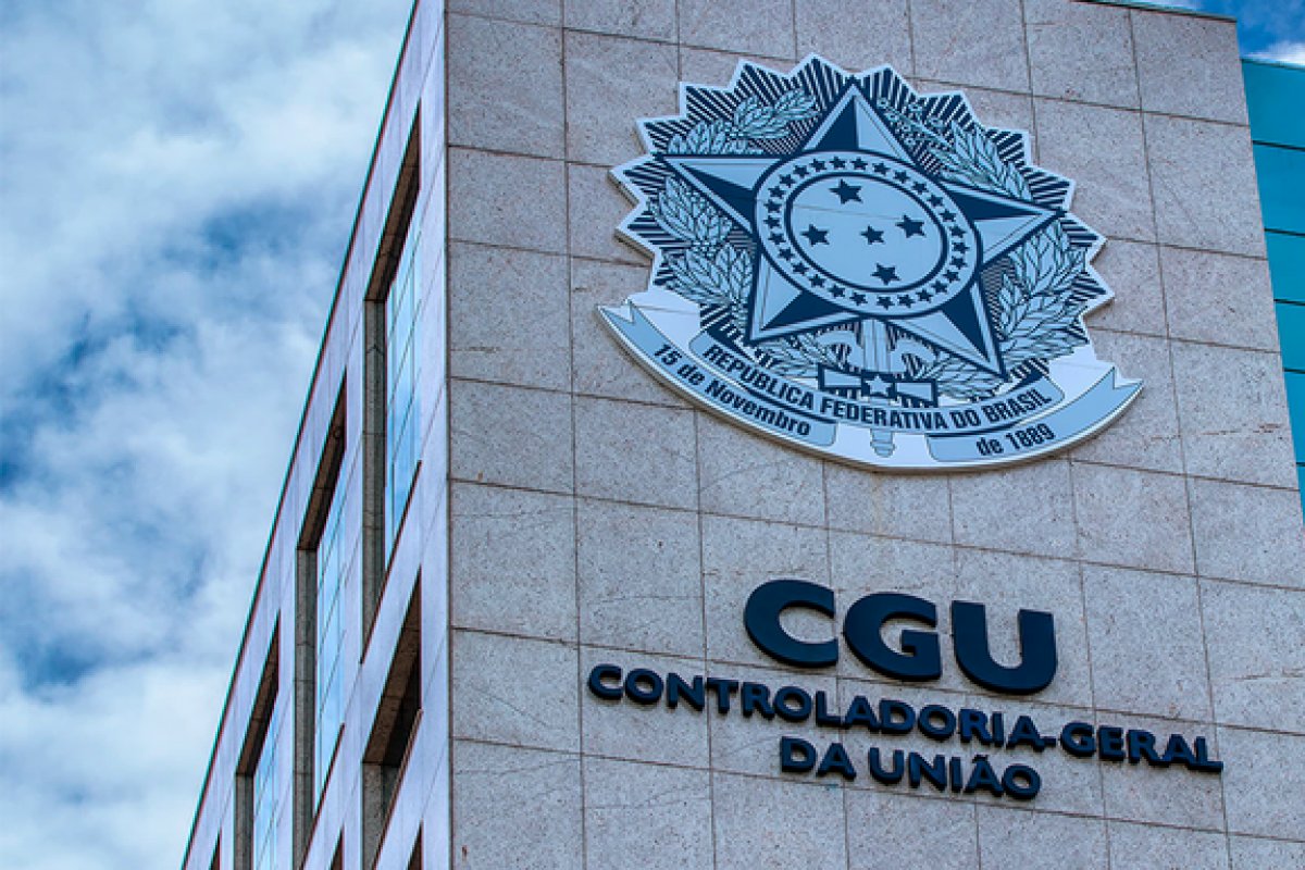 Controladoria-Geral anuncia concurso público e abre 200 vagas, com salários de até R$ 17 mil