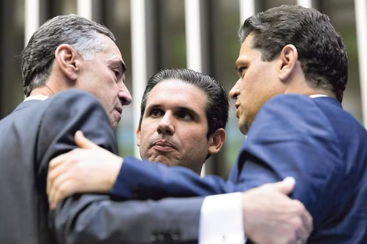 STF deve barrar anistia a golpistas por inconstitucionalidade, diz jornal