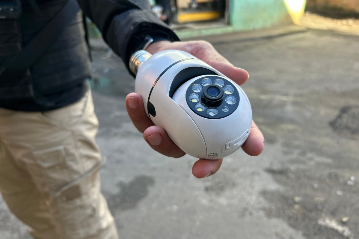 Máquinas caça-níqueis e câmera são apreendidas durante operação em Salvador