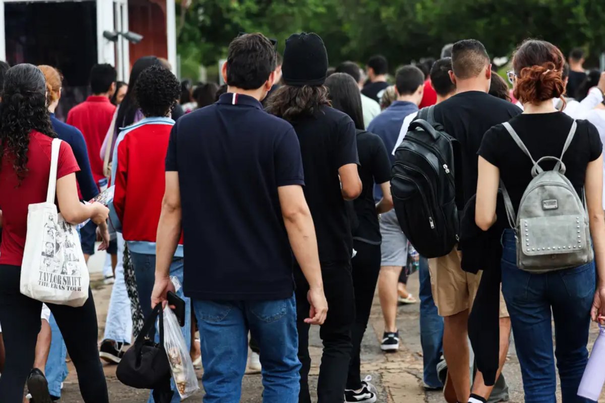 Renda baixa e racismo dificulta a conclusão do ensino básico, aponta pesquisa