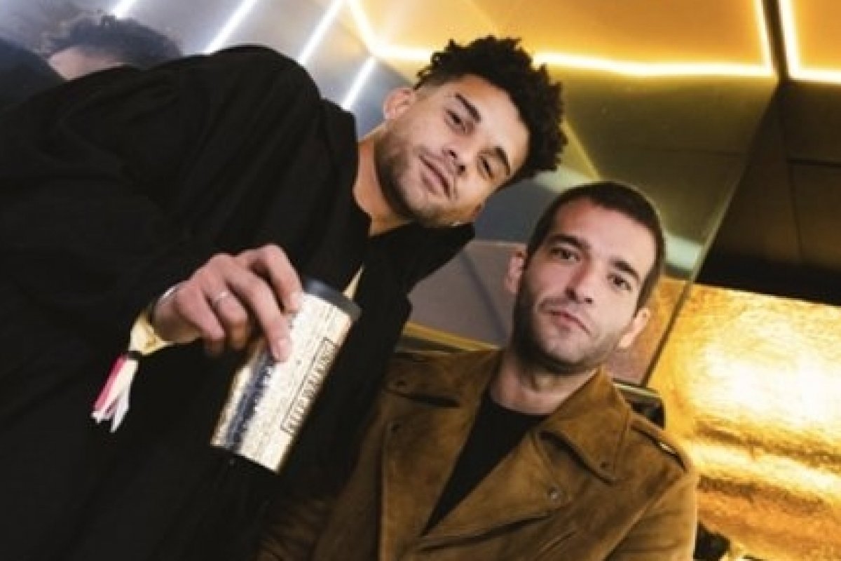 Famosos marcam presença no estande de Johnnie Walker no The Town!