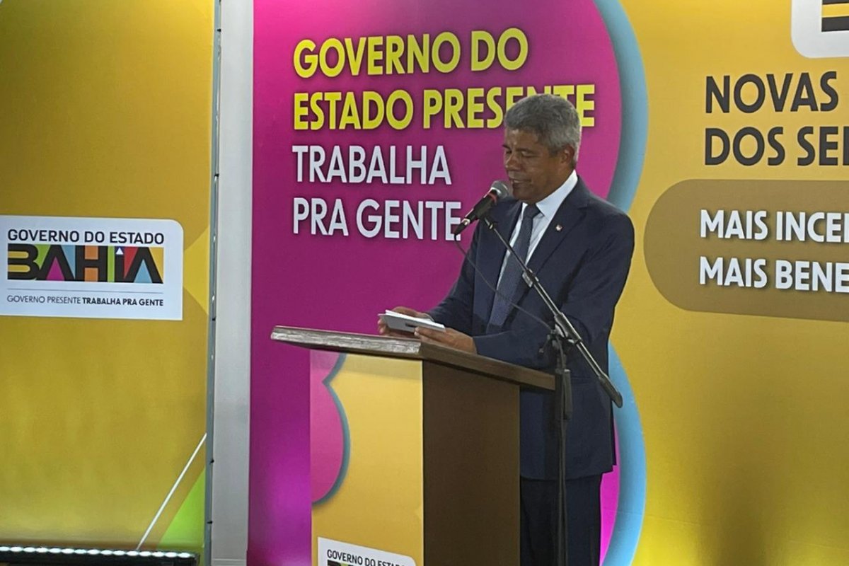 Jerônimo sanciona lei que cria novas unidades e cargos da Polícia Militar da Bahia; veja quais