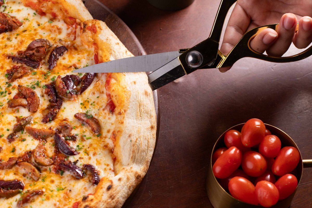 Com mais de 40 anos de história, Di Liana lança forneria em Salvador com corte à moda italiana!