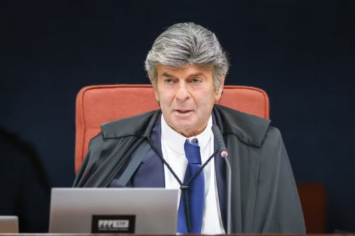 Apesar votar para anular processo, Fux estabelece legalidade da delação de Mauro Cid e diz que ex-ajudante de ordens deve ter benefícios